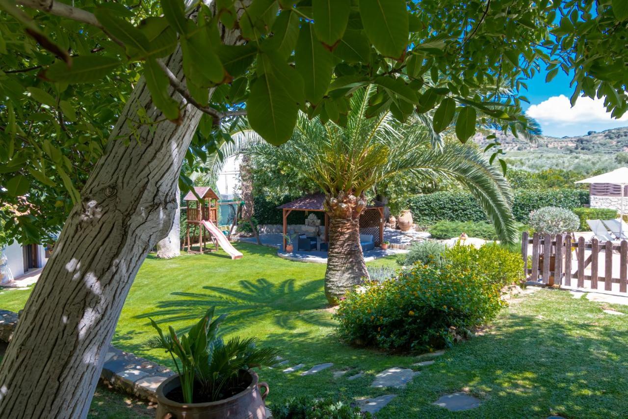 Alia Stone Villa-Ideal For Families-Heated Pool Nohiá Kültér fotó