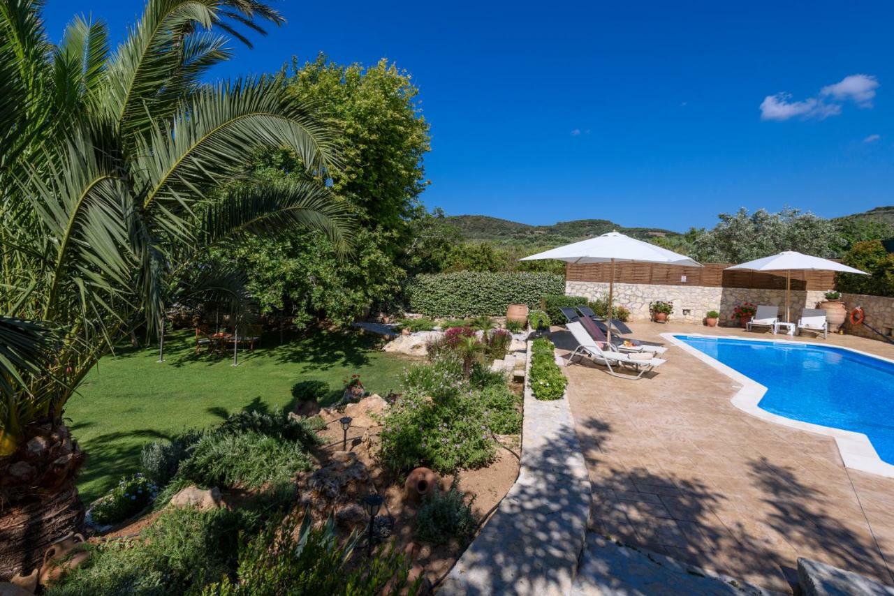 Alia Stone Villa-Ideal For Families-Heated Pool Nohiá Kültér fotó